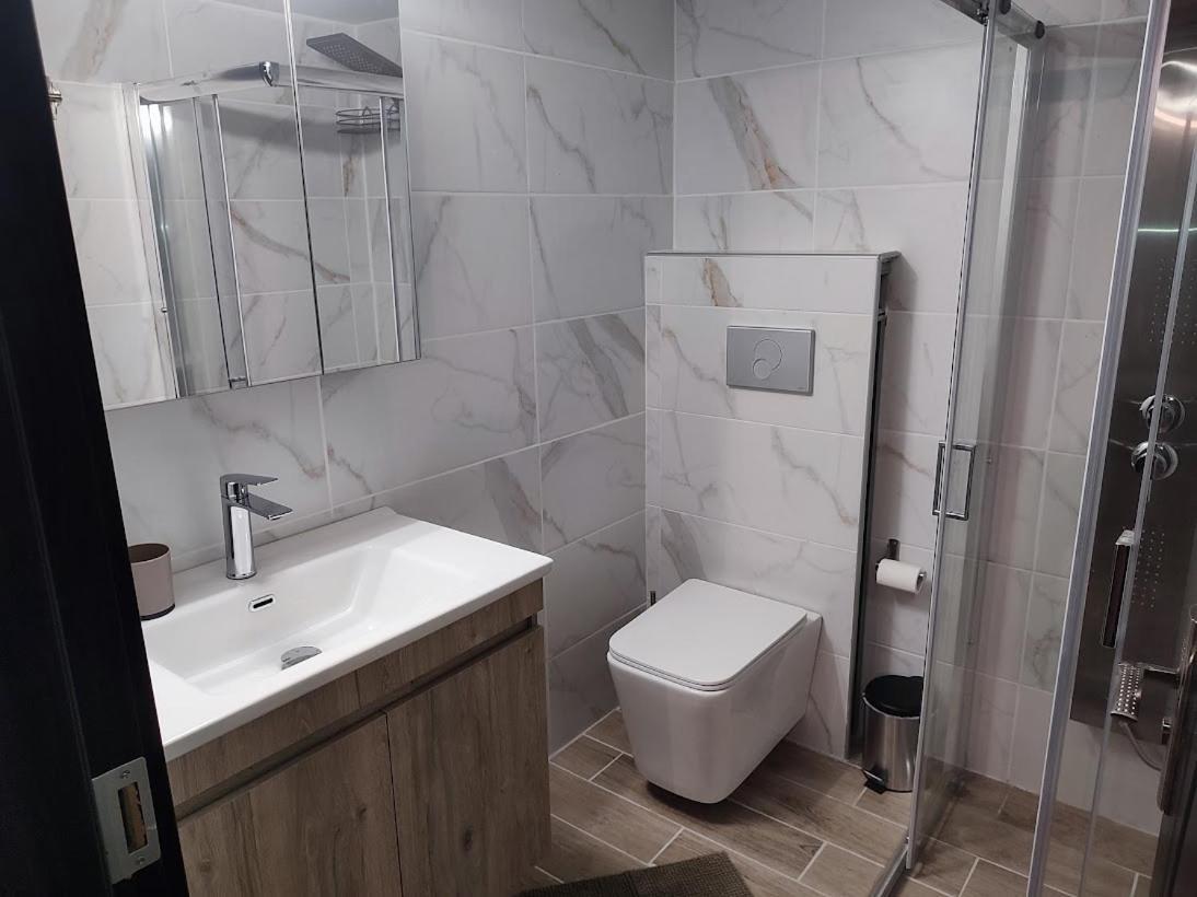 Mosquito Luxury Studio Keremetli Dış mekan fotoğraf